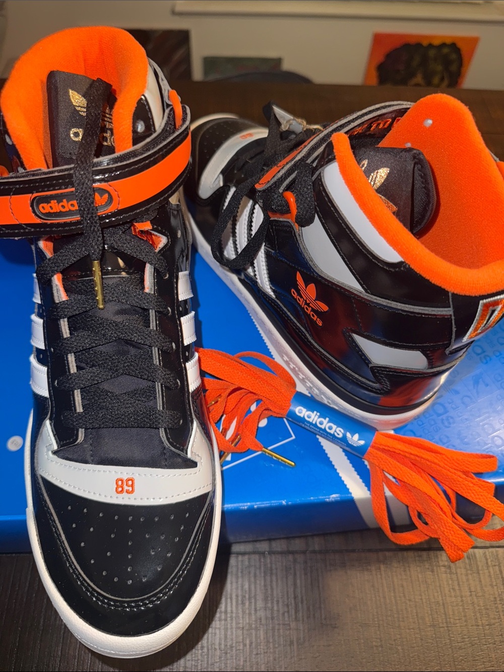 ON SALE🚨🤑🔥Adidas Black, White & Orange High-Top Sneakers